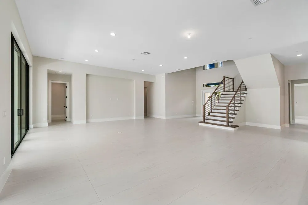 9148 CORAL ISLES CIRCLE #{Lot 13} Palm Beach Gardens, FL 33412