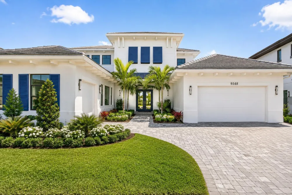 9148 CORAL ISLES CIRCLE #{Lot 13} Palm Beach Gardens, FL 33412