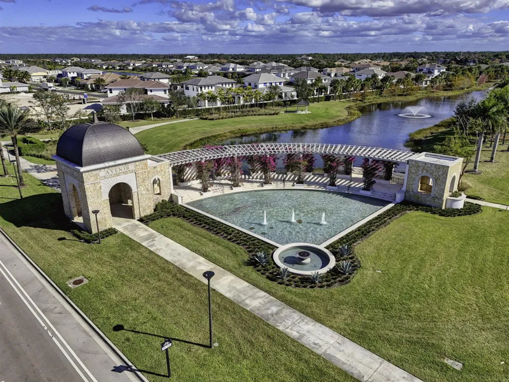 9148 CORAL ISLES CIRCLE #{Lot 13} Palm Beach Gardens, FL 33412