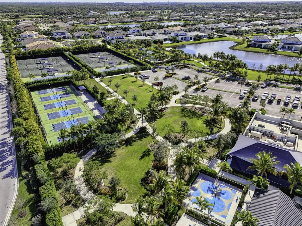 9148 CORAL ISLES CIRCLE #{Lot 13} Palm Beach Gardens, FL 33412
