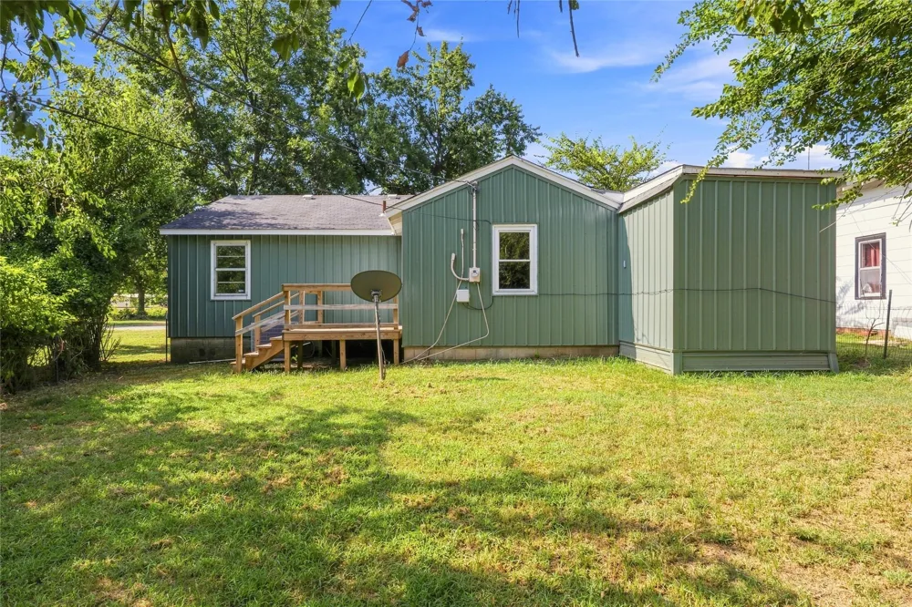 217 W 2nd Avenue Bristow, OK 74010
