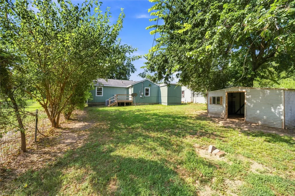 217 W 2nd Avenue Bristow, OK 74010