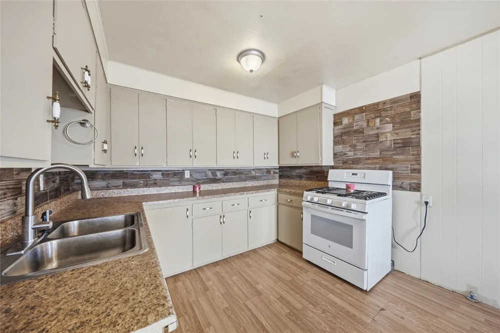 217 W 2nd Avenue Bristow, OK 74010
