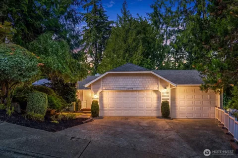 22706 NE 12th Place