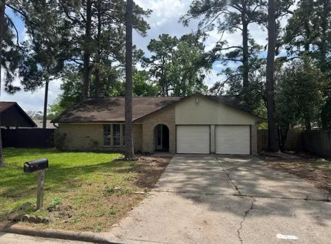 8006 White Swan Drive
