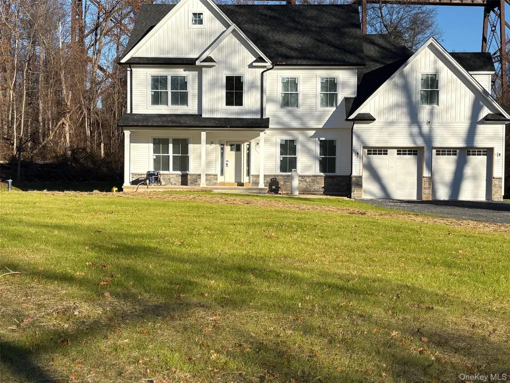 4 Rosewood Lane Salisbury Mills, NY 12553