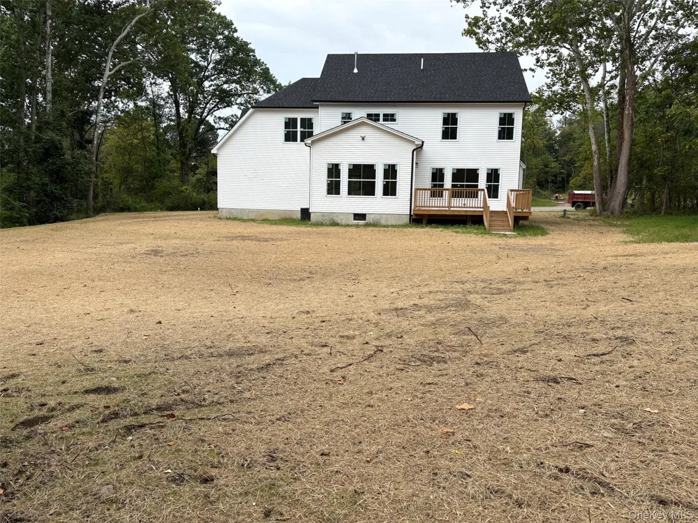 4 Rosewood Lane Salisbury Mills, NY 12553