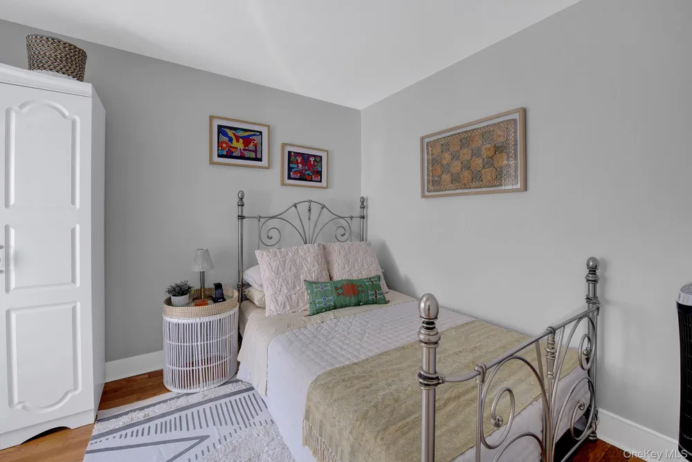 9137 91st Street Woodhaven, NY 11421