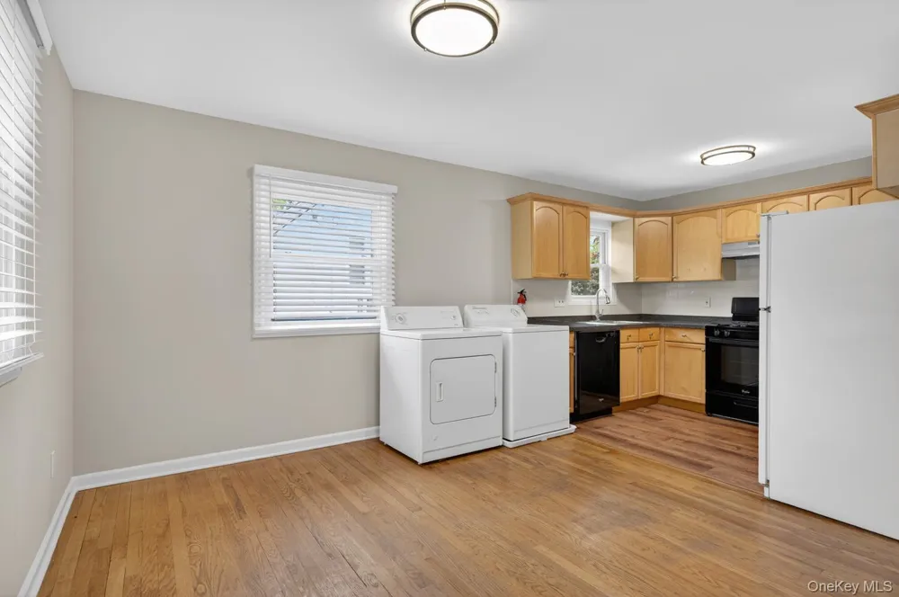 68A Graywood Road Port Washington, NY 11050