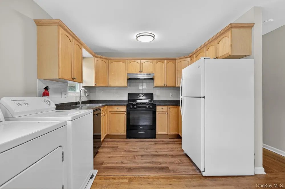 68A Graywood Road Port Washington, NY 11050