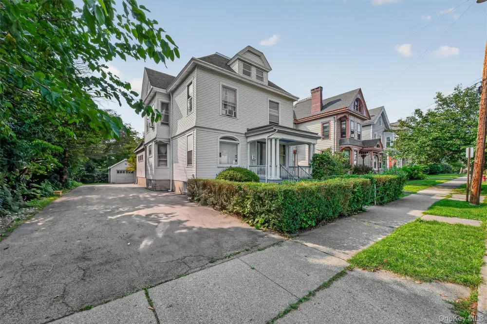 11 Balding Avenue Poughkeepsie, NY 12601