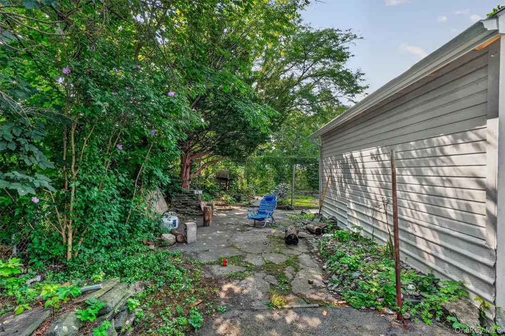 11 Balding Avenue Poughkeepsie, NY 12601