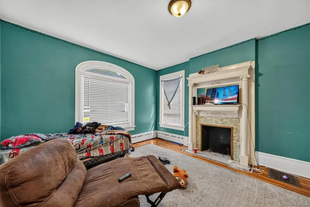 11 Balding Avenue Poughkeepsie, NY 12601