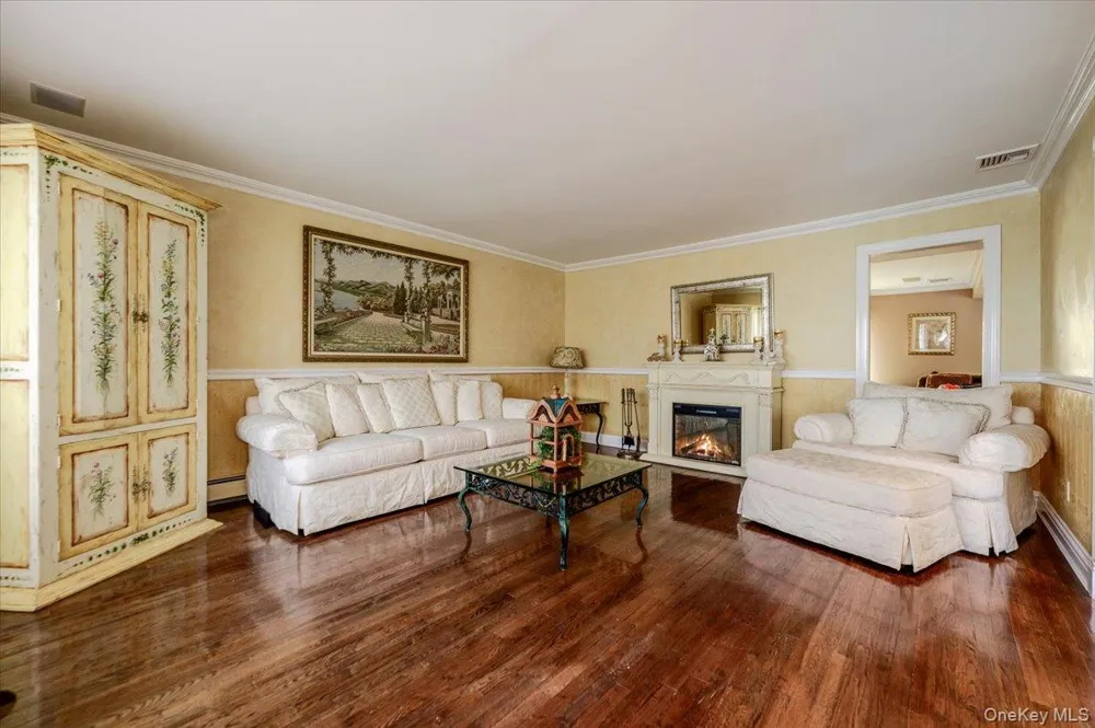 150 Harborview Drive Massapequa, NY 11758