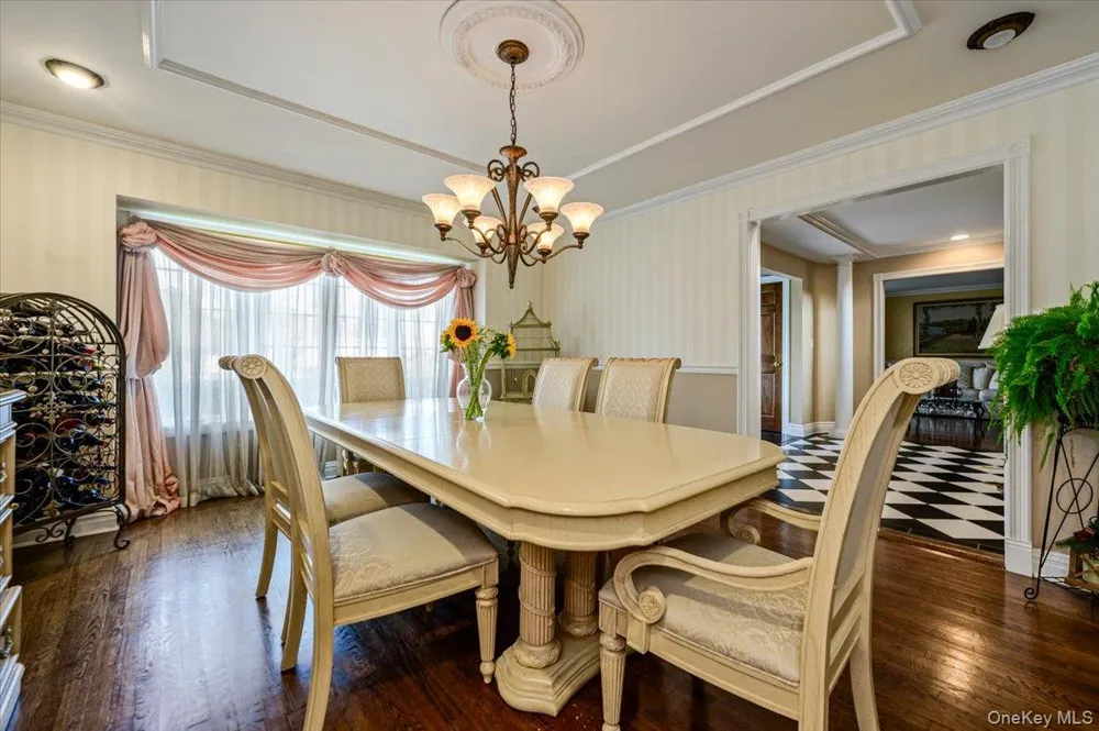 150 Harborview Drive Massapequa, NY 11758