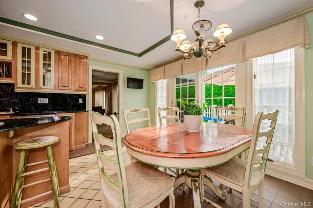 150 Harborview Drive Massapequa, NY 11758