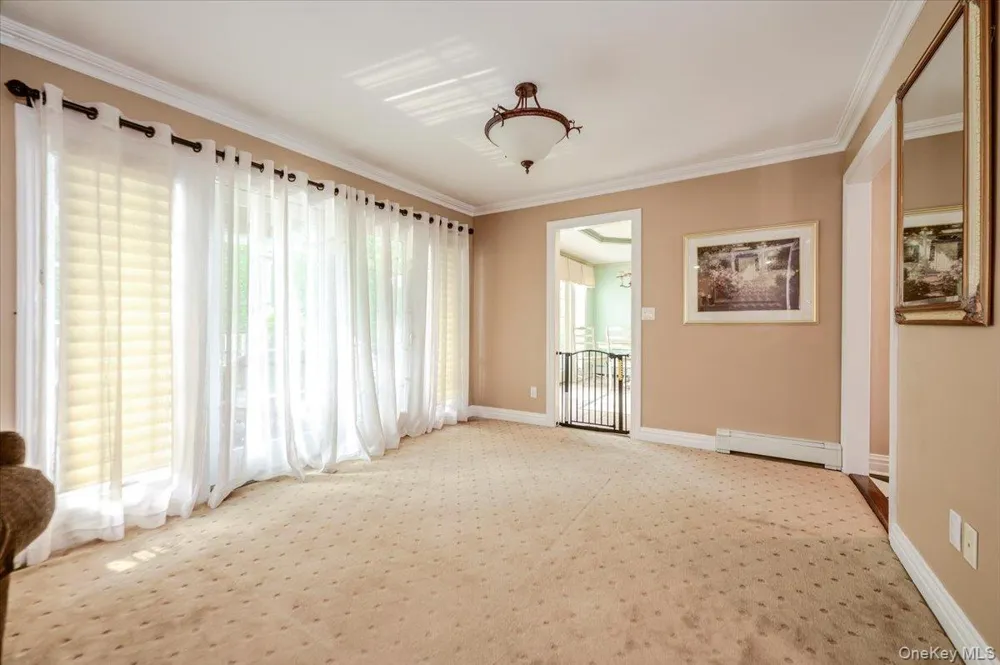150 Harborview Drive Massapequa, NY 11758
