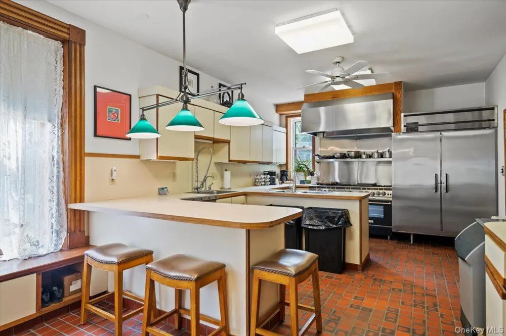 605 N. Broadway Call Listing Agent, NY 12866