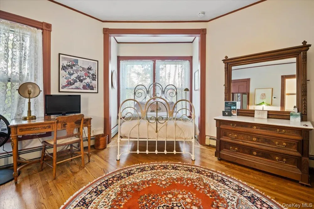 605 N. Broadway Call Listing Agent, NY 12866