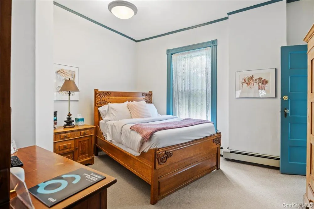 605 N. Broadway Call Listing Agent, NY 12866