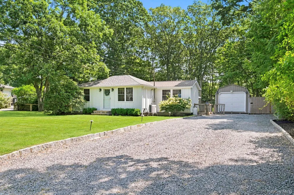 22 Matthews Drive Remsenburg, NY 11972