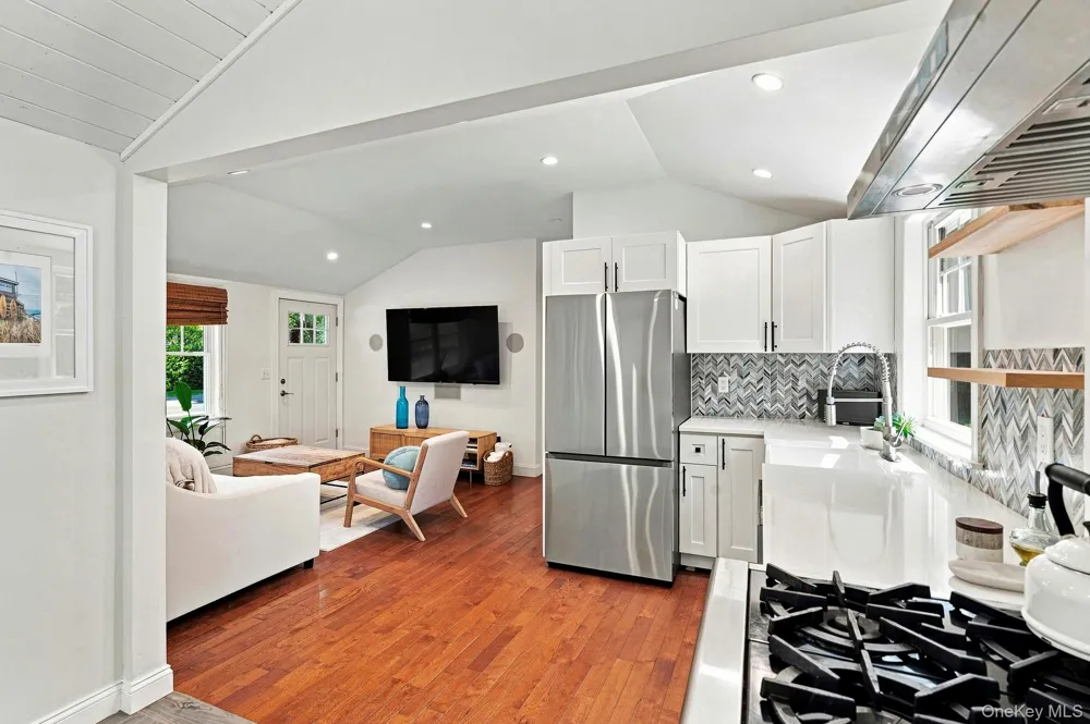 22 Matthews Drive Remsenburg, NY 11972
