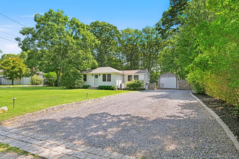 22 Matthews Drive Remsenburg, NY 11972