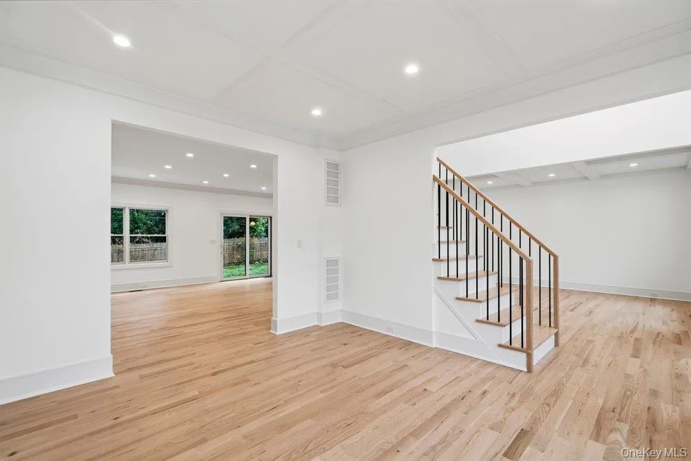 93 Morton Boulevard Plainview, NY 11803
