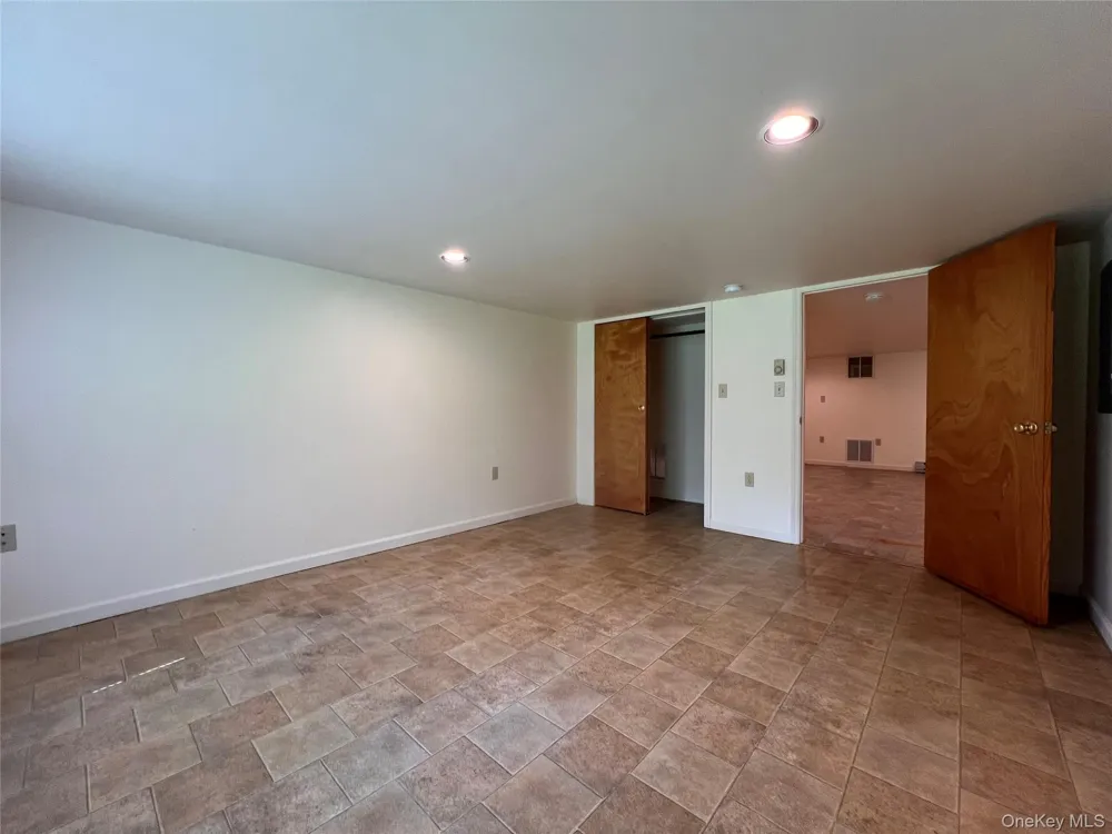 5994 Route 44/55 Kerhonkson, NY 12446