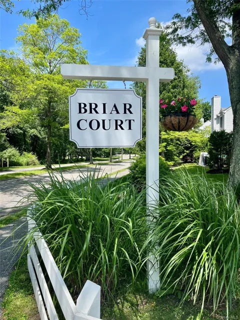 30 Briar Court