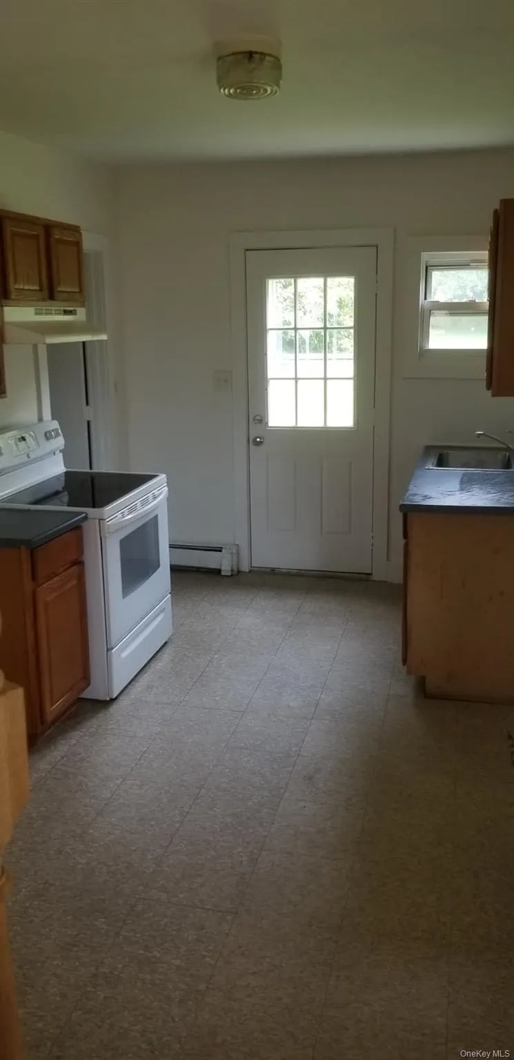 6 Broadhead Street Ellenville, NY 12428