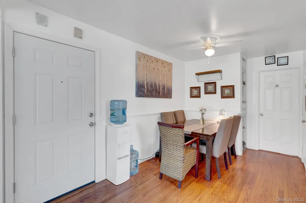 86 Cardinal Lane #2B Islip, NY 11751