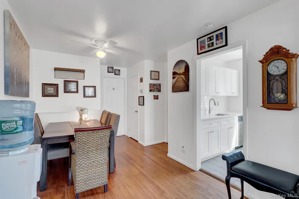 86 Cardinal Lane #2B Islip, NY 11751