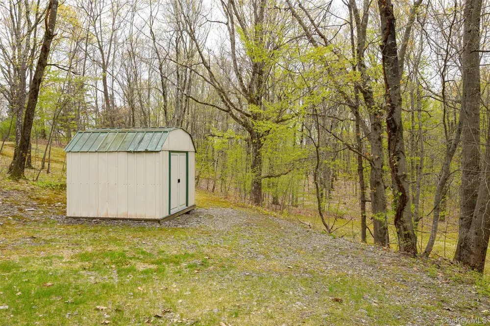 33 Willow Brook Ridge Clinton Corners, NY 12514