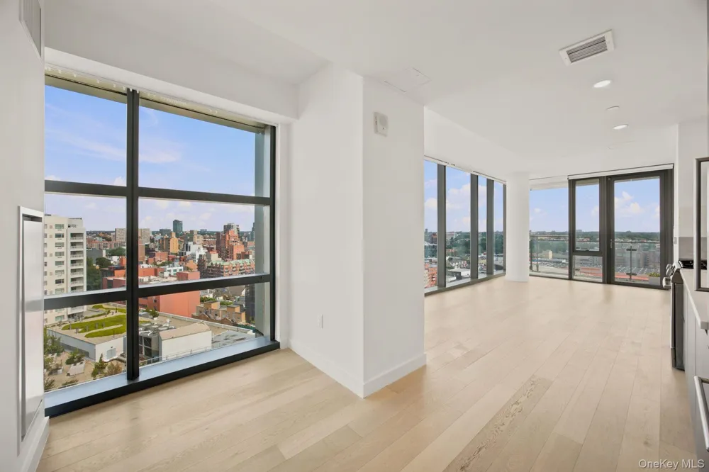 13101 40th Road #20Z Flushing, NY 11354