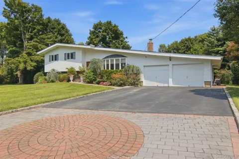 7 Laurie Place