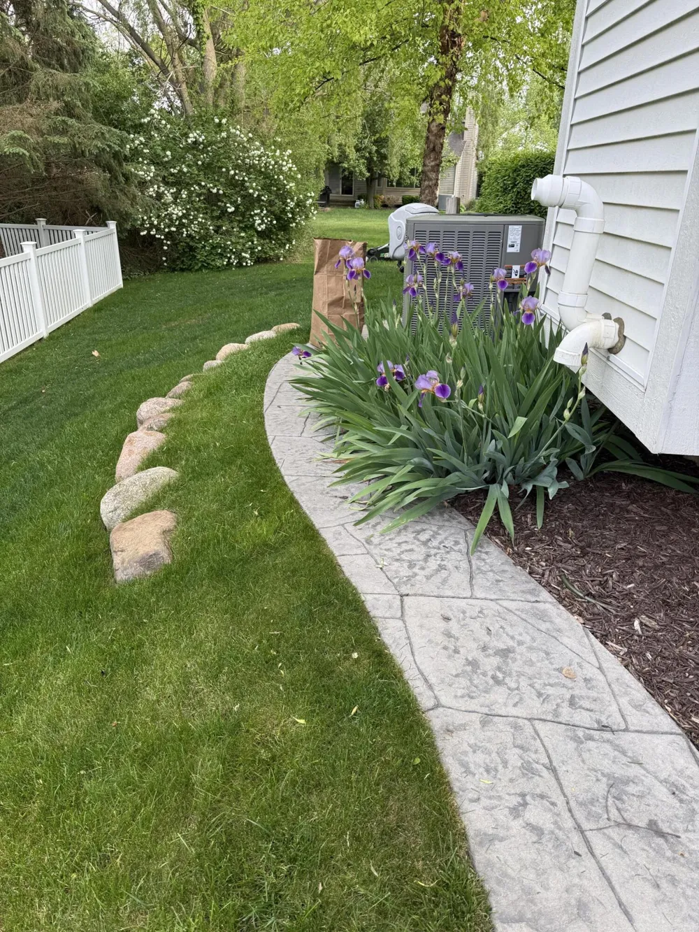 5975 Redstone Court Ann Arbor, MI 48103