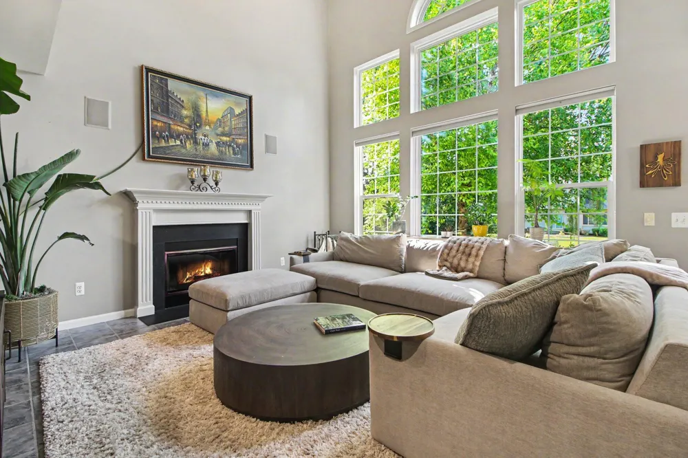 5975 Redstone Court Ann Arbor, MI 48103