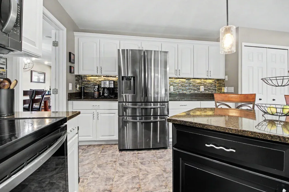 5975 Redstone Court Ann Arbor, MI 48103