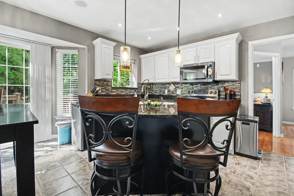 5975 Redstone Court Ann Arbor, MI 48103