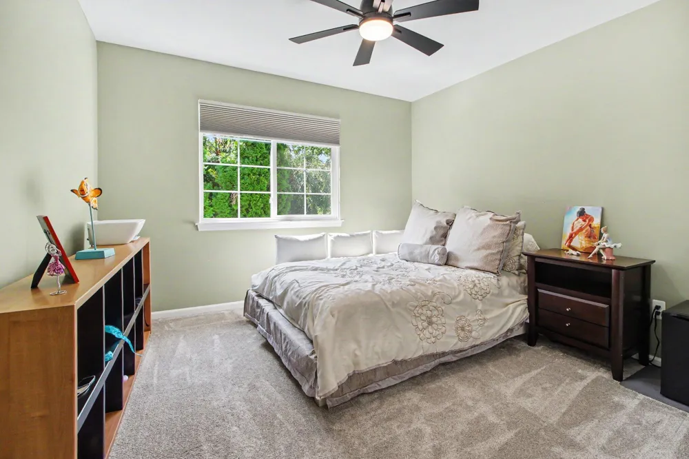 5975 Redstone Court Ann Arbor, MI 48103