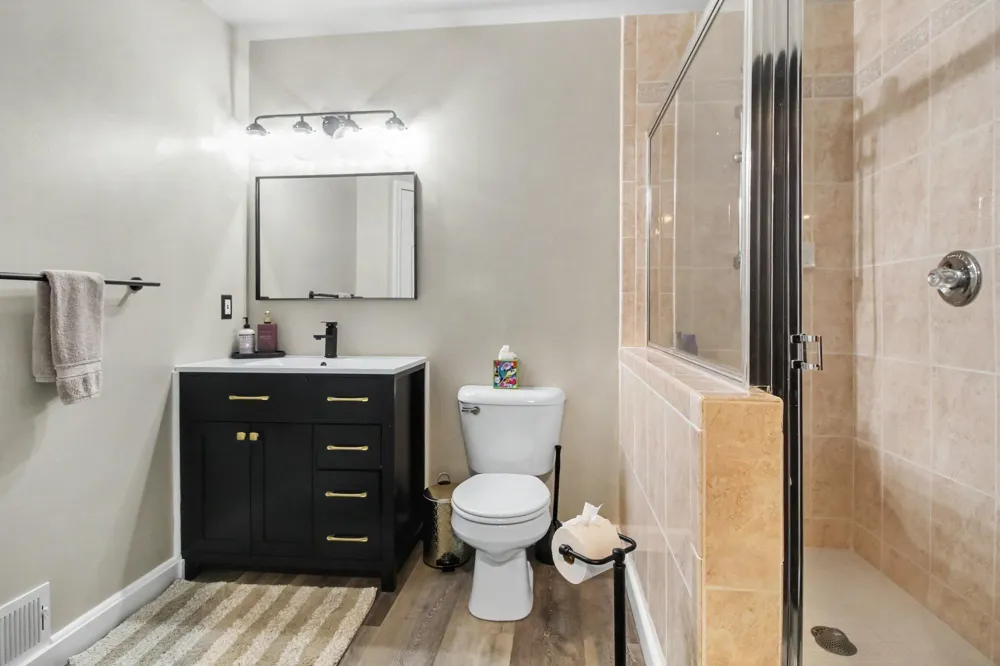 5975 Redstone Court Ann Arbor, MI 48103