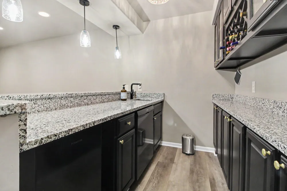 5975 Redstone Court Ann Arbor, MI 48103