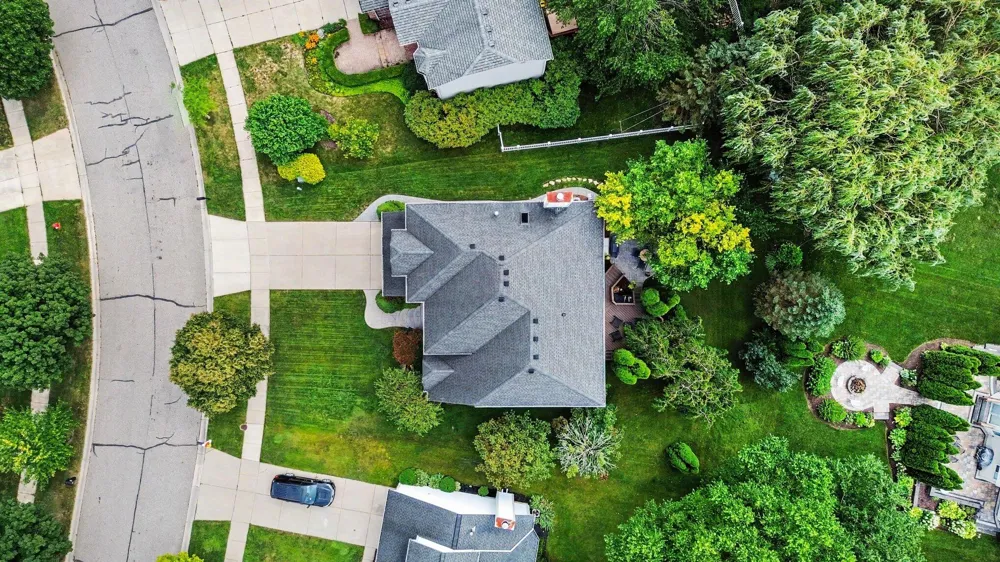 5975 Redstone Court Ann Arbor, MI 48103