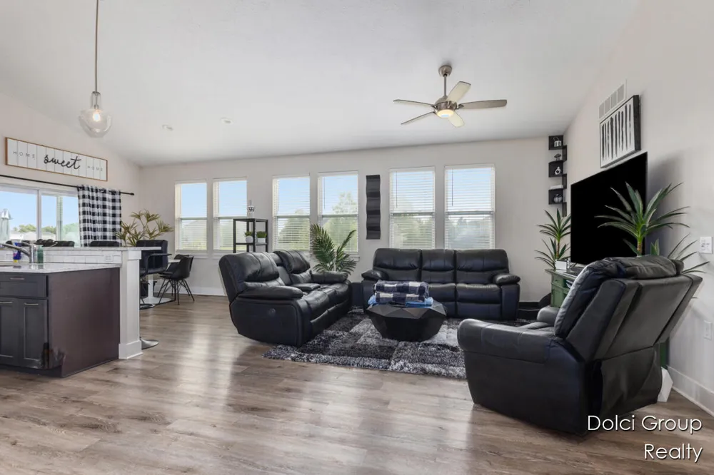 4208 Shetland Drive Hudsonville, MI 49426