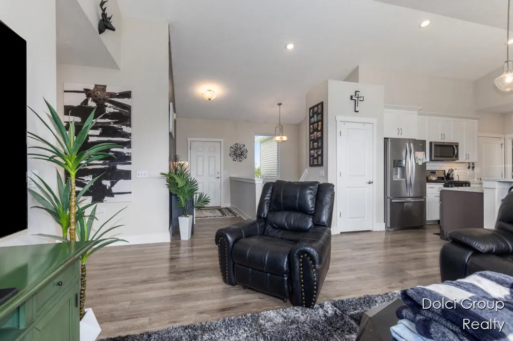 4208 Shetland Drive Hudsonville, MI 49426