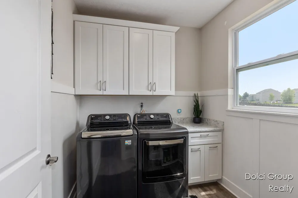 4208 Shetland Drive Hudsonville, MI 49426