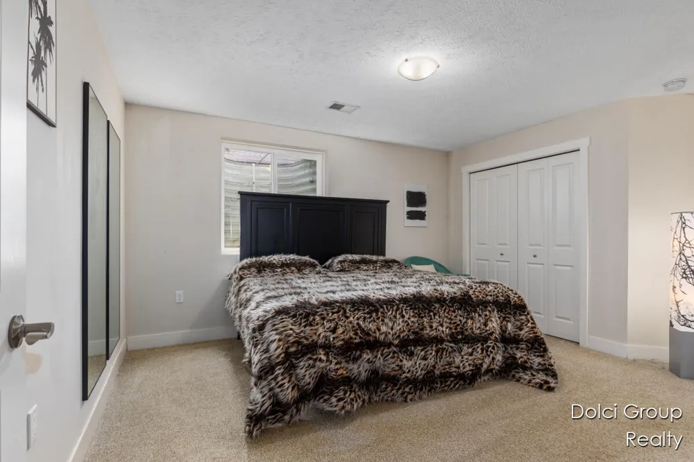 4208 Shetland Drive Hudsonville, MI 49426