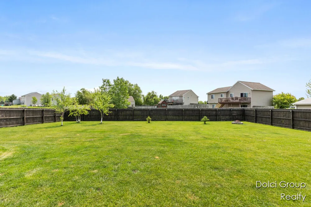 4208 Shetland Drive Hudsonville, MI 49426