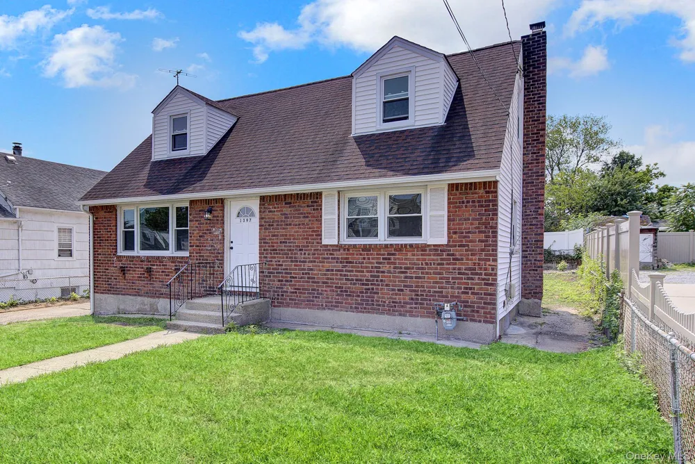 1397 Rosser Avenue Elmont, NY 11003